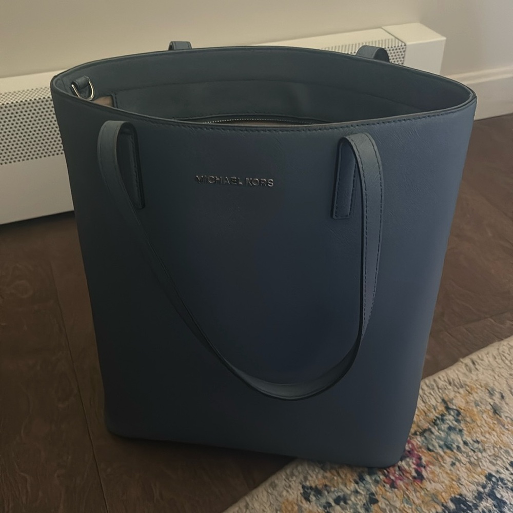 Large Michael Kors tote